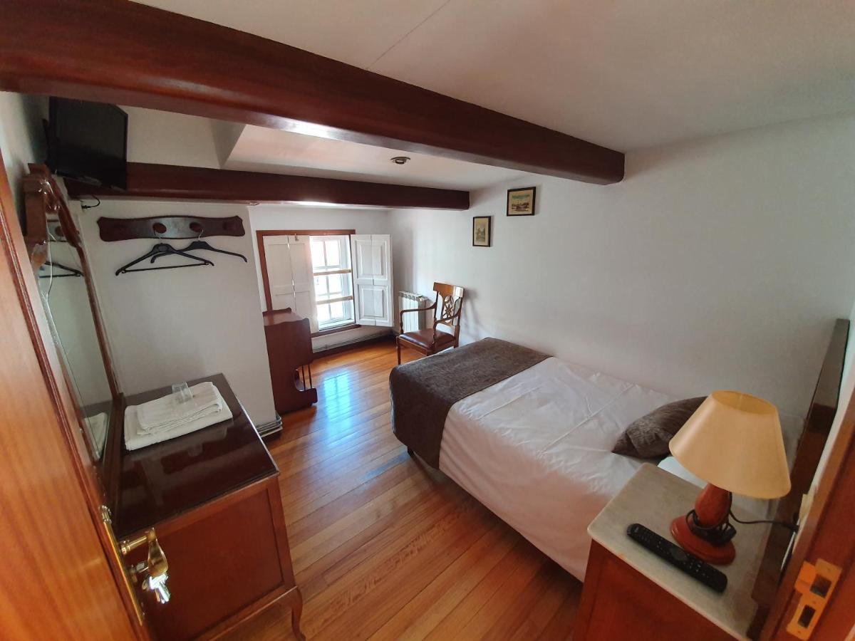 Chambre Simple Standard avec Salle de Bains Commune